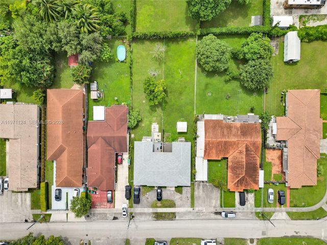 8772 SW 27th St 8772, Miami, FL 33165