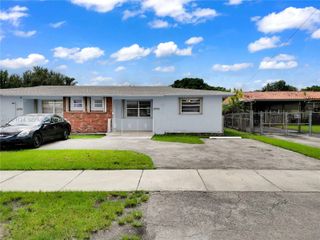 8772 SW 27th St 8772, Miami, FL 33165