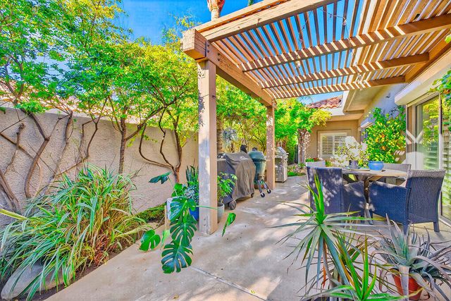 10 Colonial Drive, Rancho Mirage, CA 92270