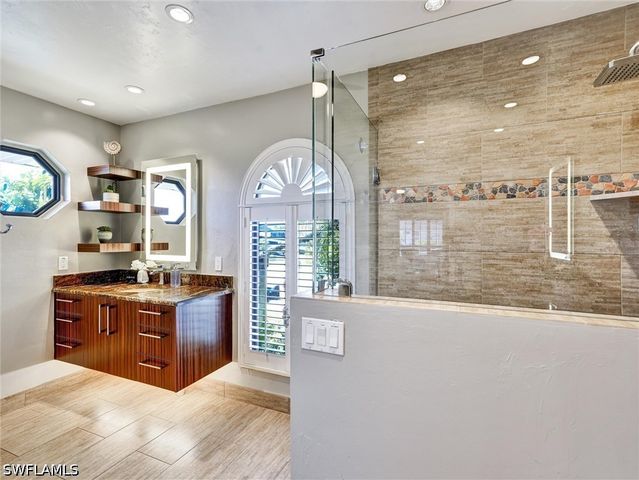 960 Beaver CT, Marco Island, FL 34145