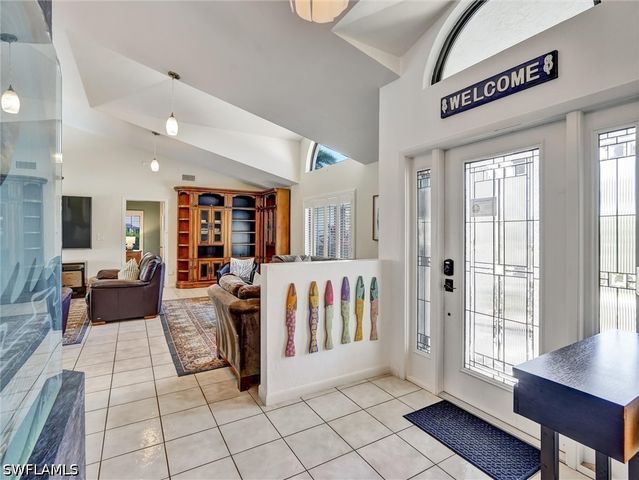 960 Beaver CT, Marco Island, FL 34145
