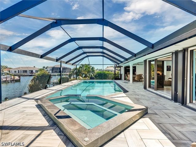 960 Beaver CT, Marco Island, FL 34145