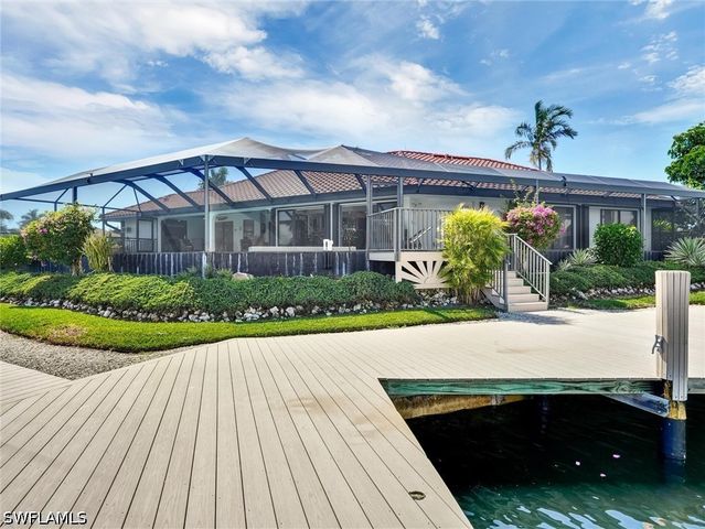 960 Beaver CT, Marco Island, FL 34145