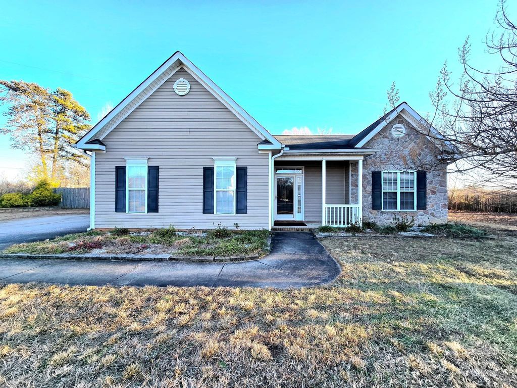 108 Hartman Branch Lane, Winston Salem, NC 27127