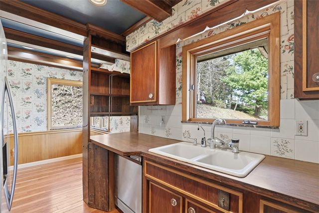 239 Byron Rd, Ross Twp, PA 15237