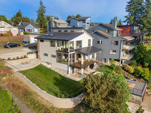 7602 44th Avenue SW, Seattle, WA 98136