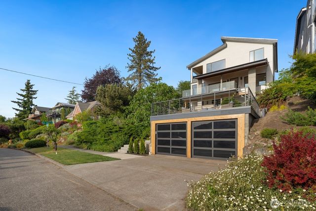 7602 44th Avenue SW, Seattle, WA 98136