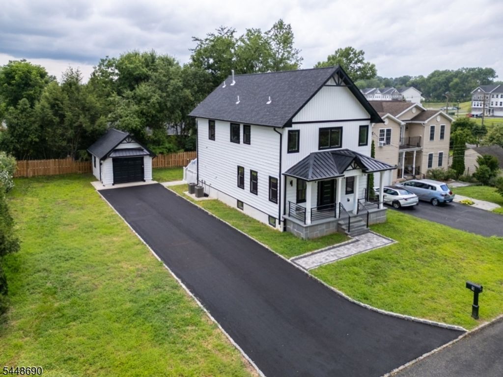 9 Hugenot St, East Hanover Twp., NJ 07936 — photo 4