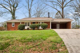 33 Skyline SE Drive, Cartersville, GA 30120