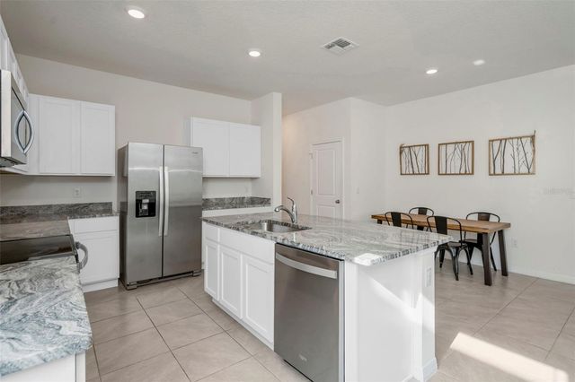 17226 AMBER ASPEN WAY, Land O Lakes, FL 34638