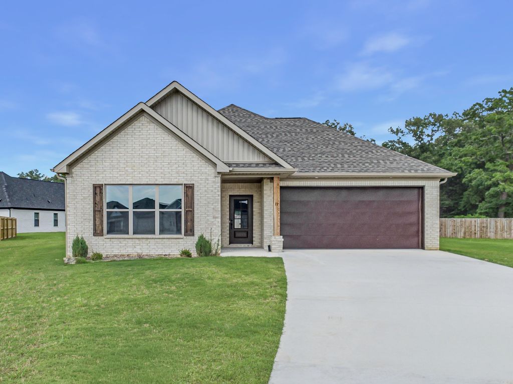 11 Morning Sun Cove, Greenbrier, AR 72058
