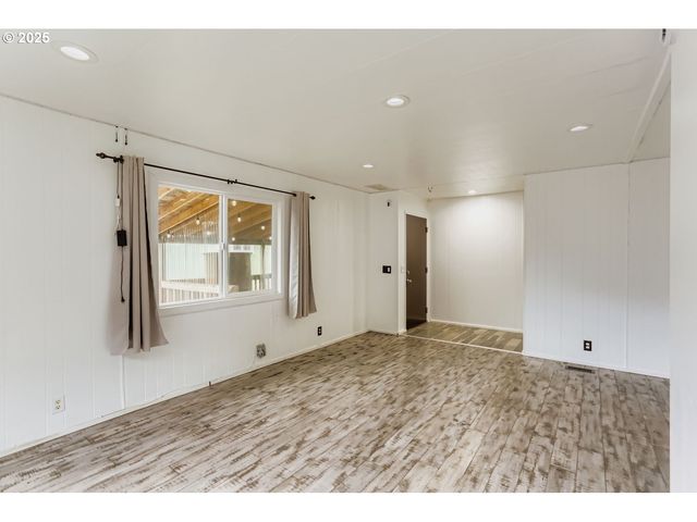 6900 Sw 195TH Ave 141, Beaverton, OR 97007