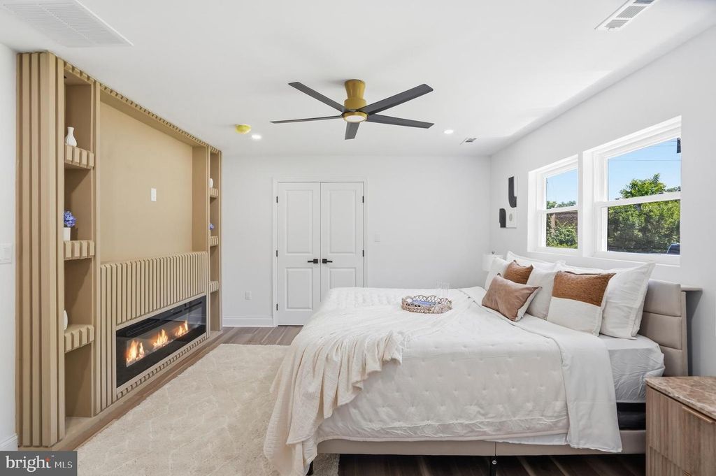 Image 19 of property listing at 603 MARYLAND AVE, Catonsville, MD 21228