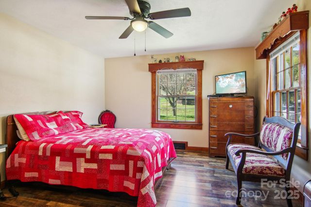 400 Will Hyatt Road, Waynesville, NC 28786