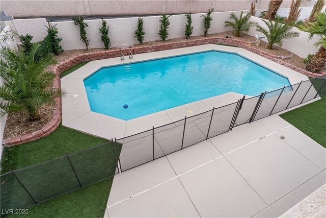 83 Myrtle Beach Drive, Henderson, NV 89074