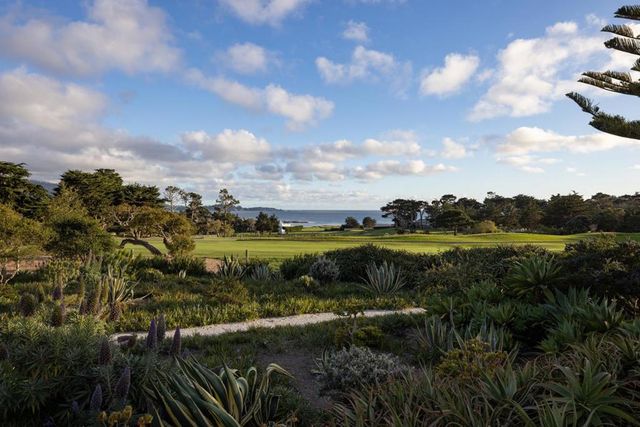 3338 17 Mile Drive, Pebble Beach, CA 93953