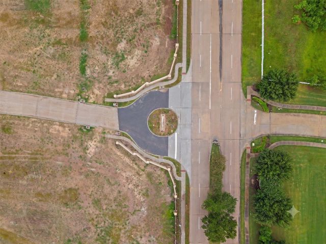 7003 Meadowview Estates Court, Sugar Land, TX 77479
