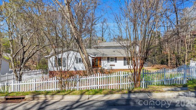 408 Wilby Drive, Charlotte, NC 28270