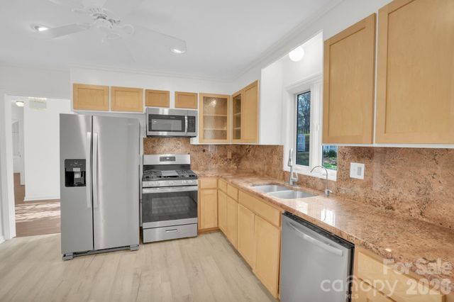 408 Wilby Drive, Charlotte, NC 28270