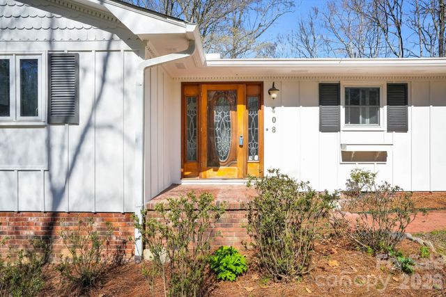 408 Wilby Drive, Charlotte, NC 28270