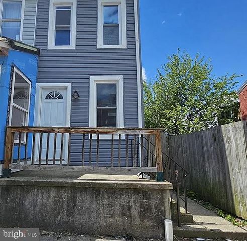 1040 BIRCH ST, Reading, PA 19604