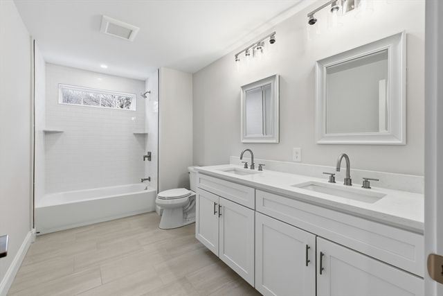 18 Evergreen Rd, Needham, MA 02494