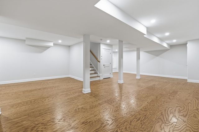 18 Evergreen Rd, Needham, MA 02494