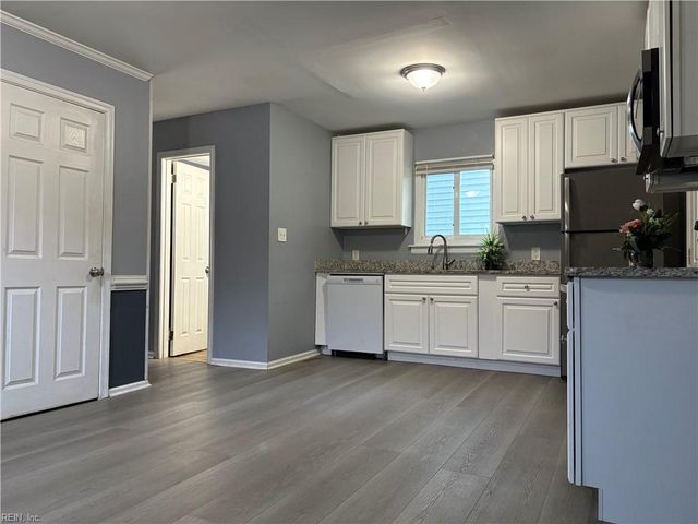 904 N Mallory ST, Hampton, VA 23663