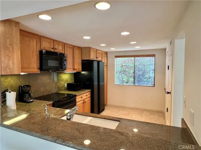 2508 Navarra 414, Carlsbad, CA 92009
