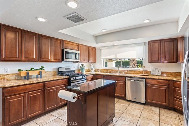 2333 N San Clemente, Palm Springs, CA 92262