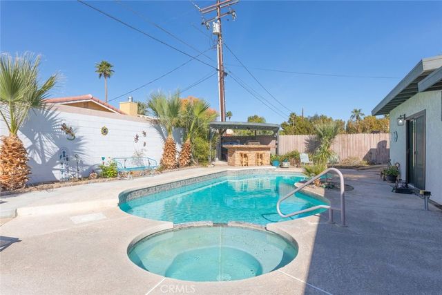 2333 N San Clemente, Palm Springs, CA 92262
