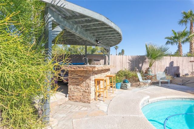 2333 N San Clemente, Palm Springs, CA 92262