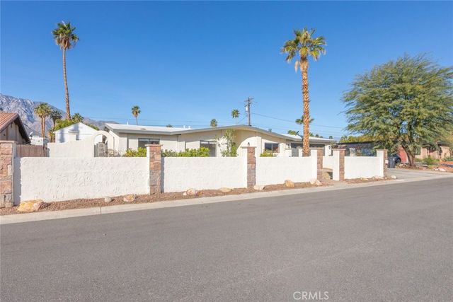 2333 N San Clemente, Palm Springs, CA 92262