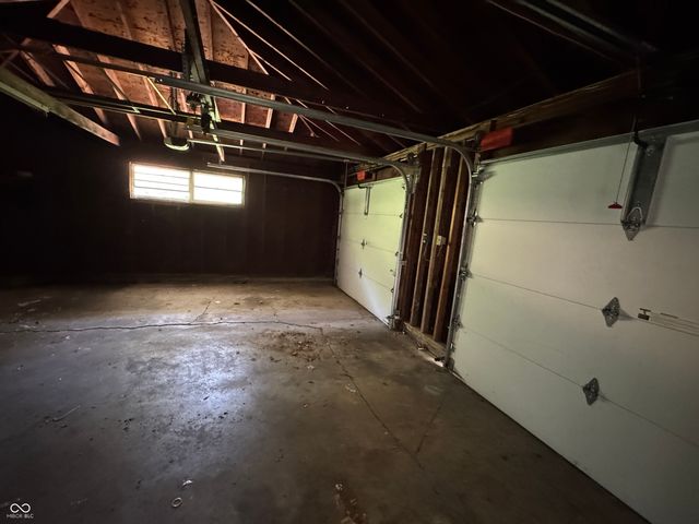8632 El Rico Drive, Indianapolis, IN 46240