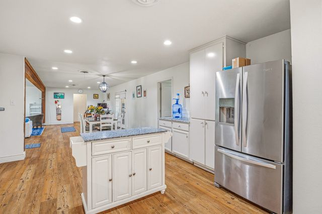 1310 N Cleveland Avenue, Stephenville, TX 76401