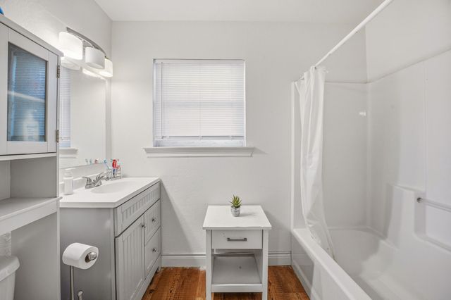 1310 N Cleveland Avenue, Stephenville, TX 76401