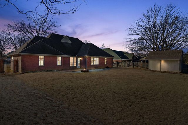 6794 RANER CREEK DR, Bartlett, TN 38002