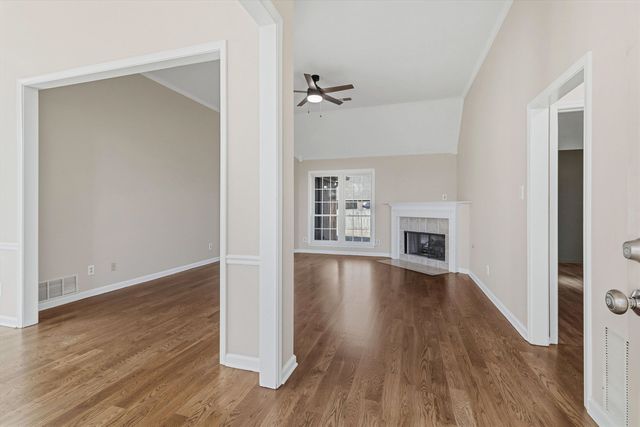 6794 RANER CREEK DR, Bartlett, TN 38002