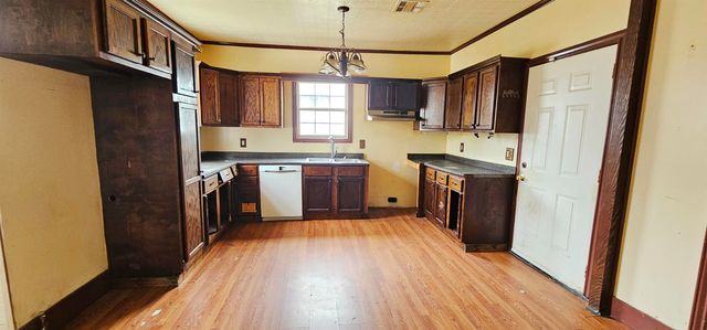 918 Caroline St, Thibodaux, LA 70301