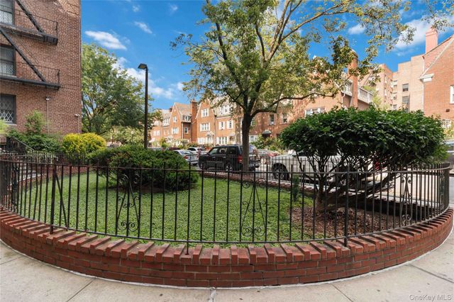 37-56 87th Street 5D, Jackson Heights, NY 11372