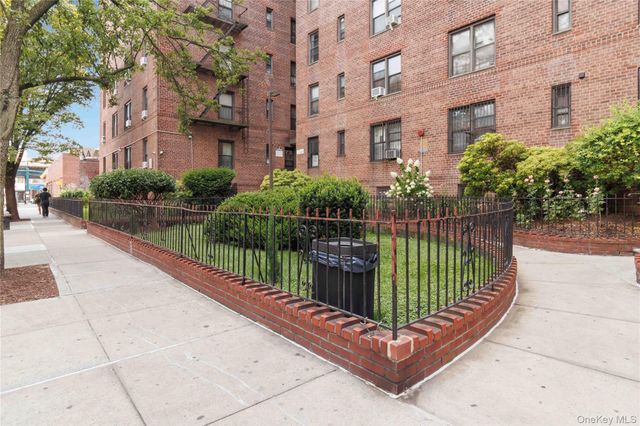 37-56 87th Street 5D, Jackson Heights, NY 11372