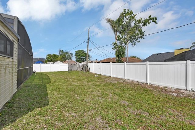 1837 N DUBLIN ROAD, Deltona, FL 32738