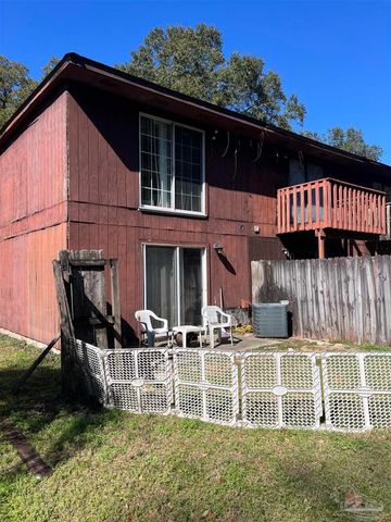 8130 Stonebrook Dr, Pensacola, FL 32514