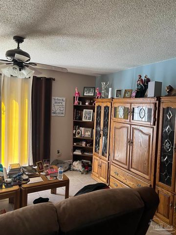 8130 Stonebrook Dr, Pensacola, FL 32514