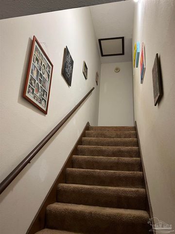 8130 Stonebrook Dr, Pensacola, FL 32514