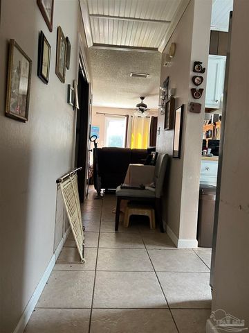 8130 Stonebrook Dr, Pensacola, FL 32514