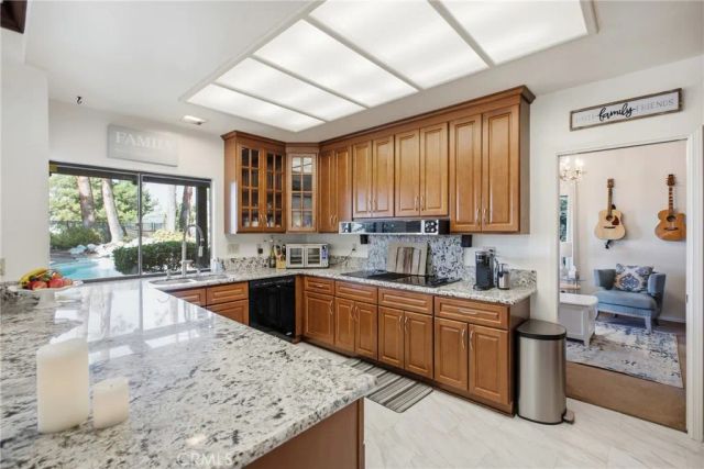 5925 E Settler Court, Anaheim, CA 92807