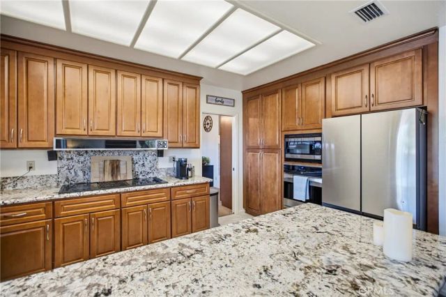 5925 E Settler Court, Anaheim, CA 92807