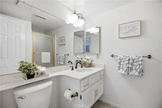 5925 E Settler Court, Anaheim, CA 92807