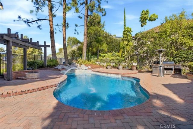 5925 E Settler Court, Anaheim, CA 92807